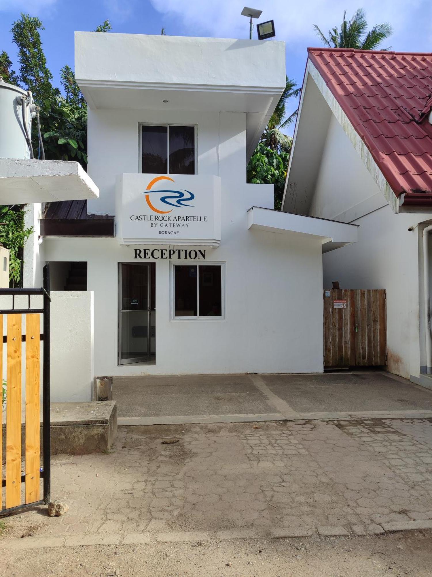 Aparthotel Castle Rock Boracay Yapak Exterior foto